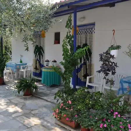 Studio Vera
