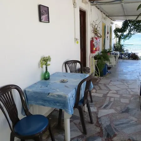Πανσιόν Studio Vera *